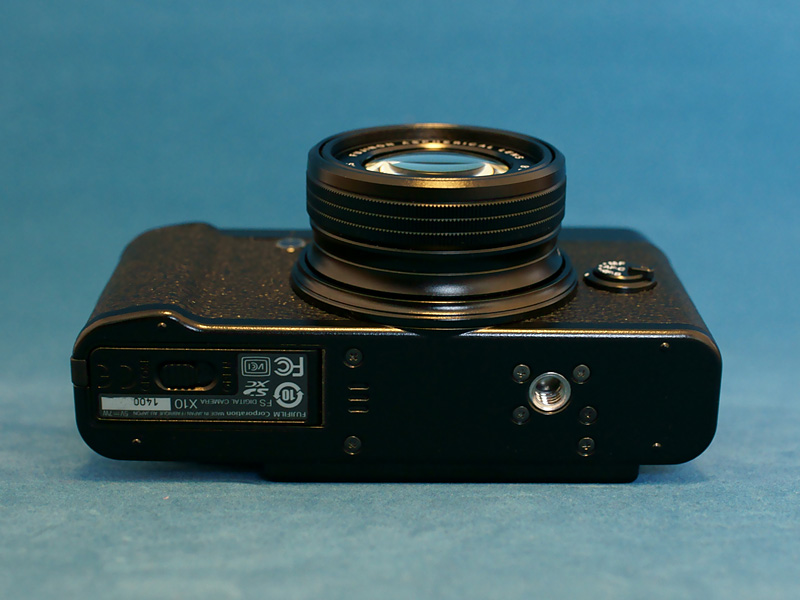 fujifilm_x10