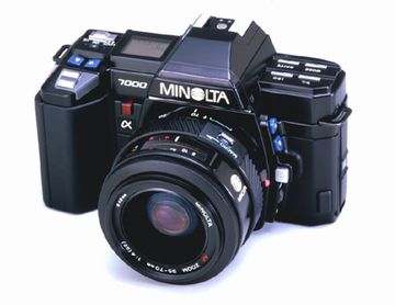 ミノルタ α7000