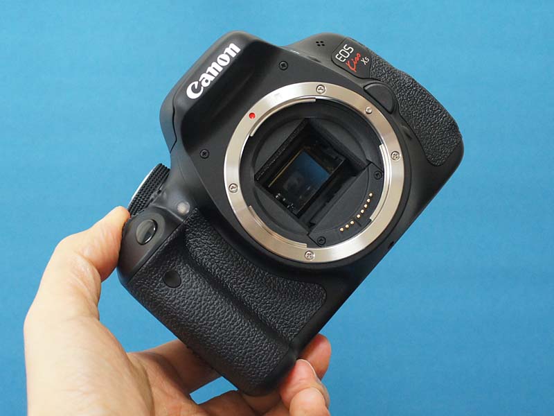 新規上場商品 ショット数1113回♪ Canon キャノン EOS Kiss X5 #5825 ...