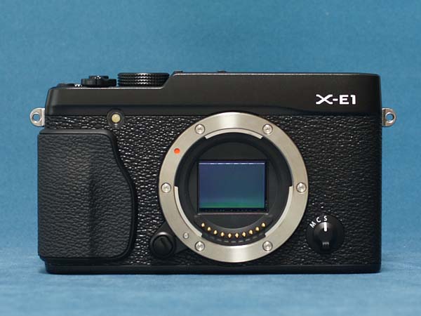 FUJIFILM X-E1