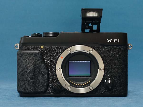 FUJIFILM X-E1