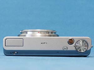 FUJIFILM XF1