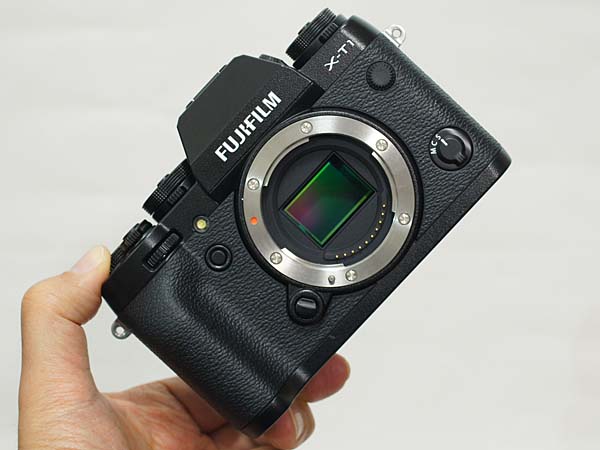 FUJIFILM X-T1