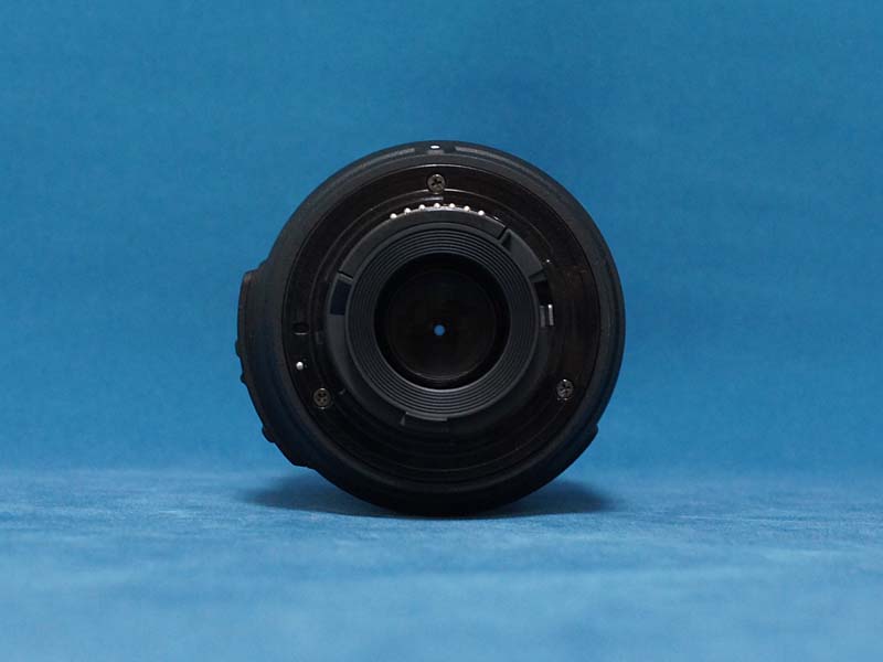 ニコン AF-S DX 18-55mm f/3.5-5.6G VR /monox デジカメ 比較