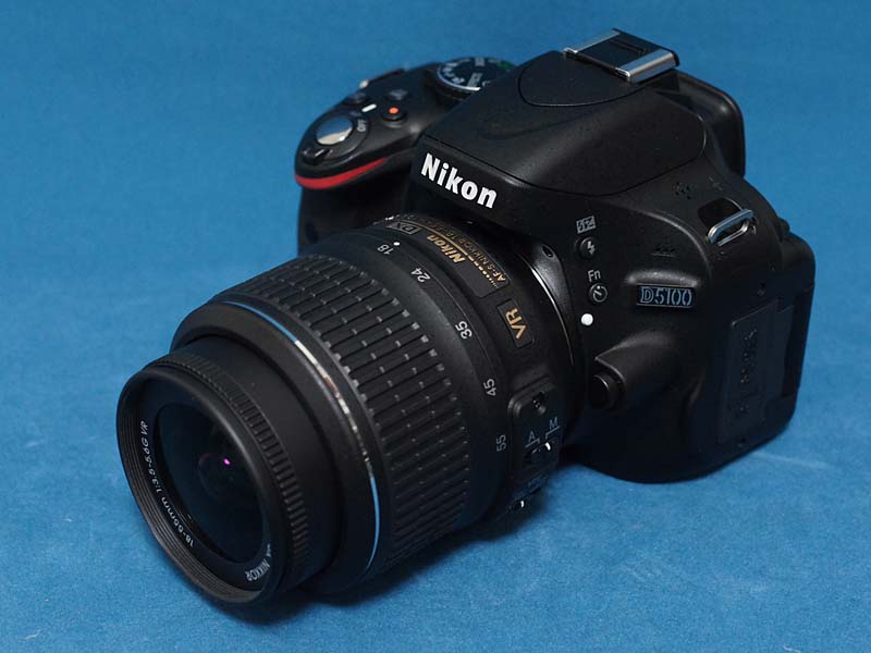 Nikon AF-S DX NIKKOR 18-55mm f/3.5-5.6G VR