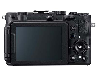 jR Nikon COOLPIX P7700