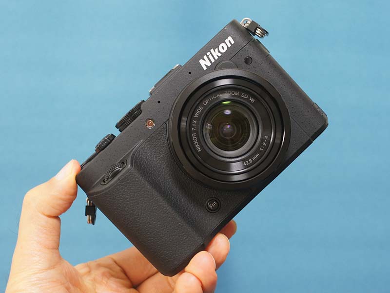 Nikon COOLPIX P7700