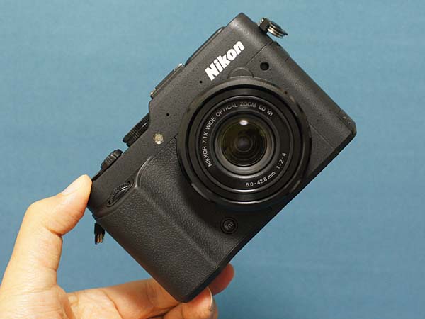 jR Nikon  COOLPIX P7800