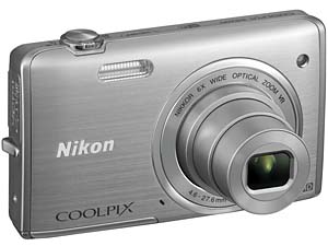 jR Nikon COOLPIX S5200