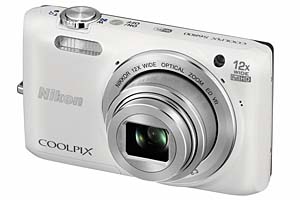 jR COOLPIX S6800