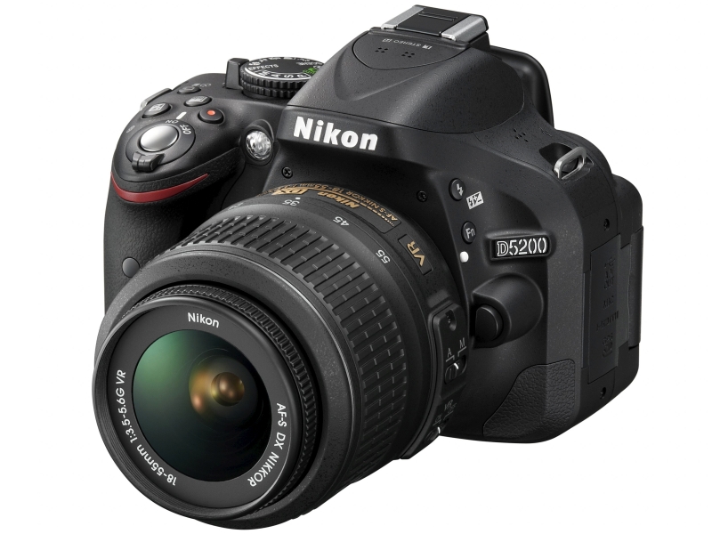 jR Nikon 1 D5200