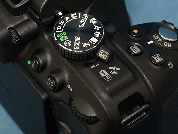 ニコン Nikon D5300の徹底レビュー デジタル一眼レフ /monoxデジカメ 