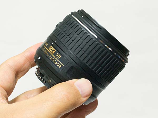 ニコン AF-S DX NIKKOR 18-55mm f/3.5-5.6G VR II