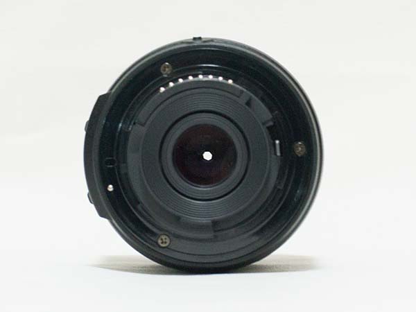 ニコン AF-S DX NIKKOR 18-55mm f/3.5-5.6G VR II