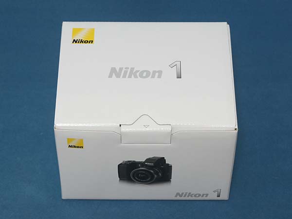 Nikon V2