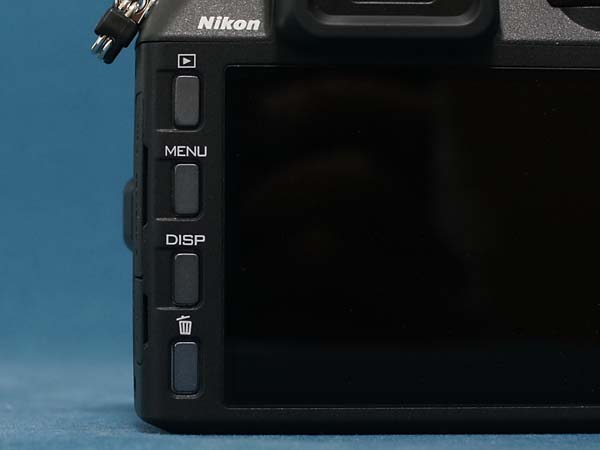 Nikon V2