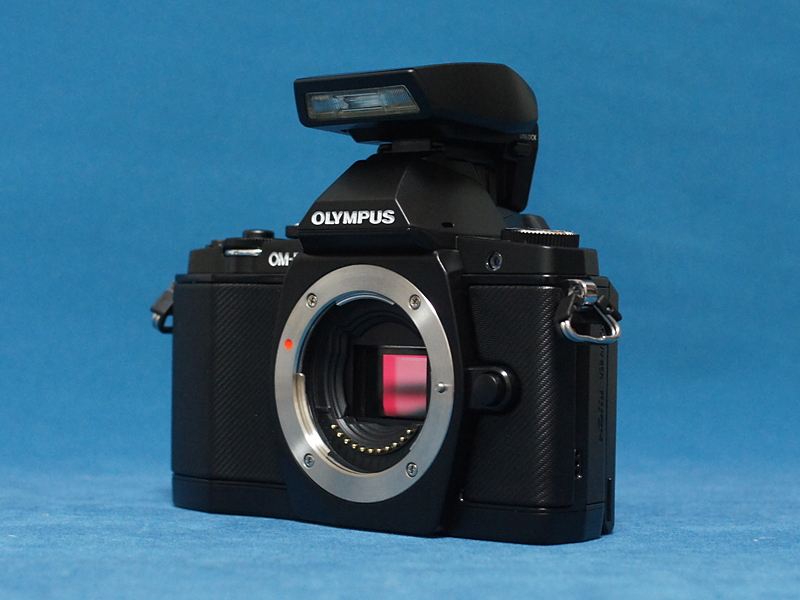 OLYMPUS OM-D E-M5