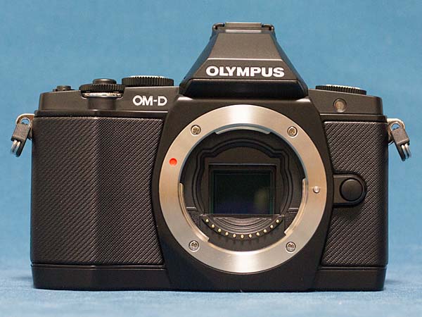 OLYMPUS OM-D E-M5