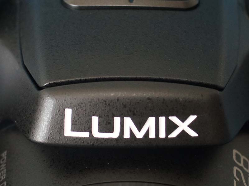 Panasonic LUMIX DMC-FZ200