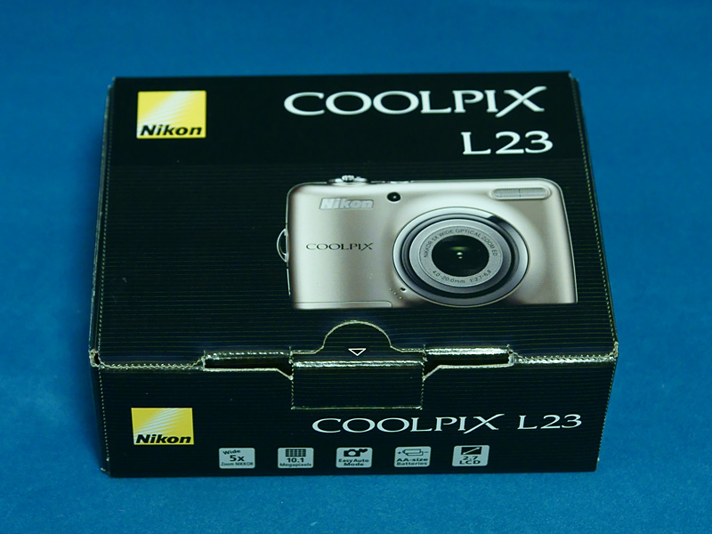 ニコン Nikon COOLPIX L23の外観をみる /monox デジカメ 比較 レビュー