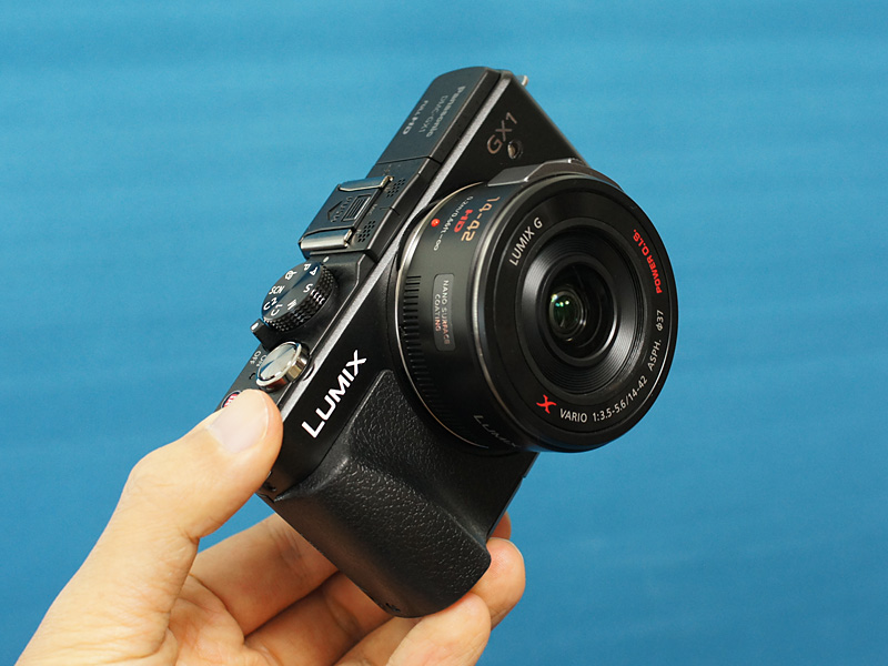 カメラ デジタルカメラ 製品仕様からみた LUMIX DMC-GX1 /monox デジカメ 比較 レビュー