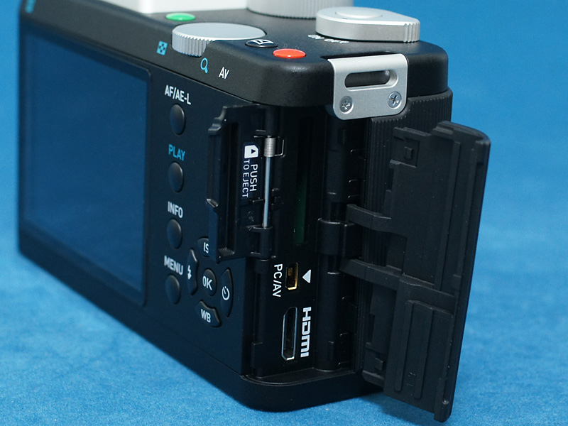 PENTAX K-01