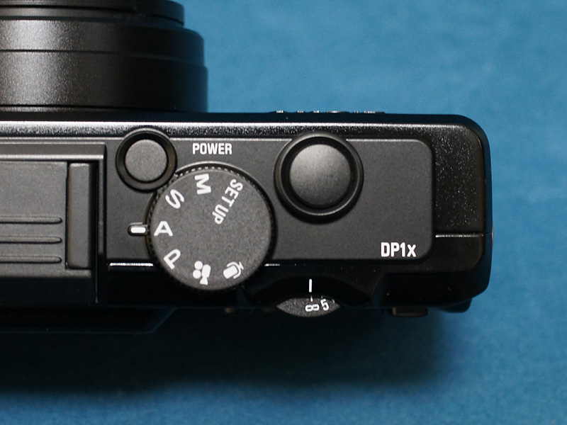 fujifilm_x10